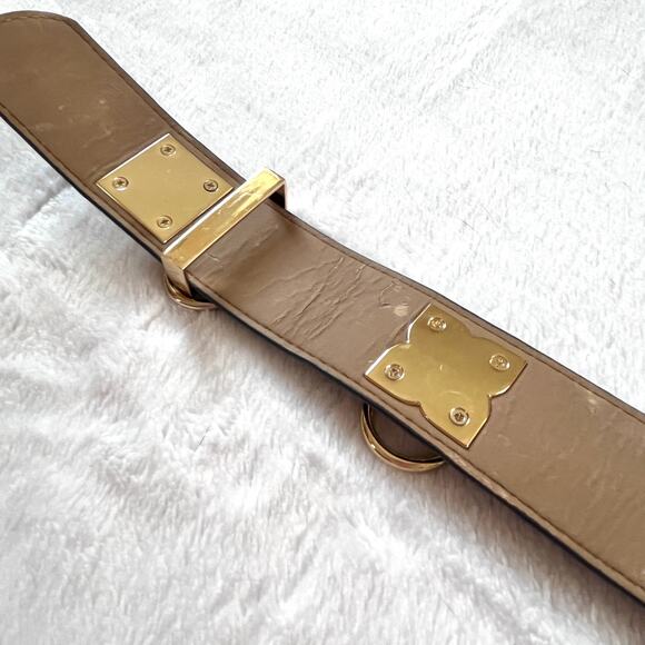 BCBGMAXAZARIA Faux Black Leather Gold Metal Hardware Chain Toggle Belt Medium main image 13